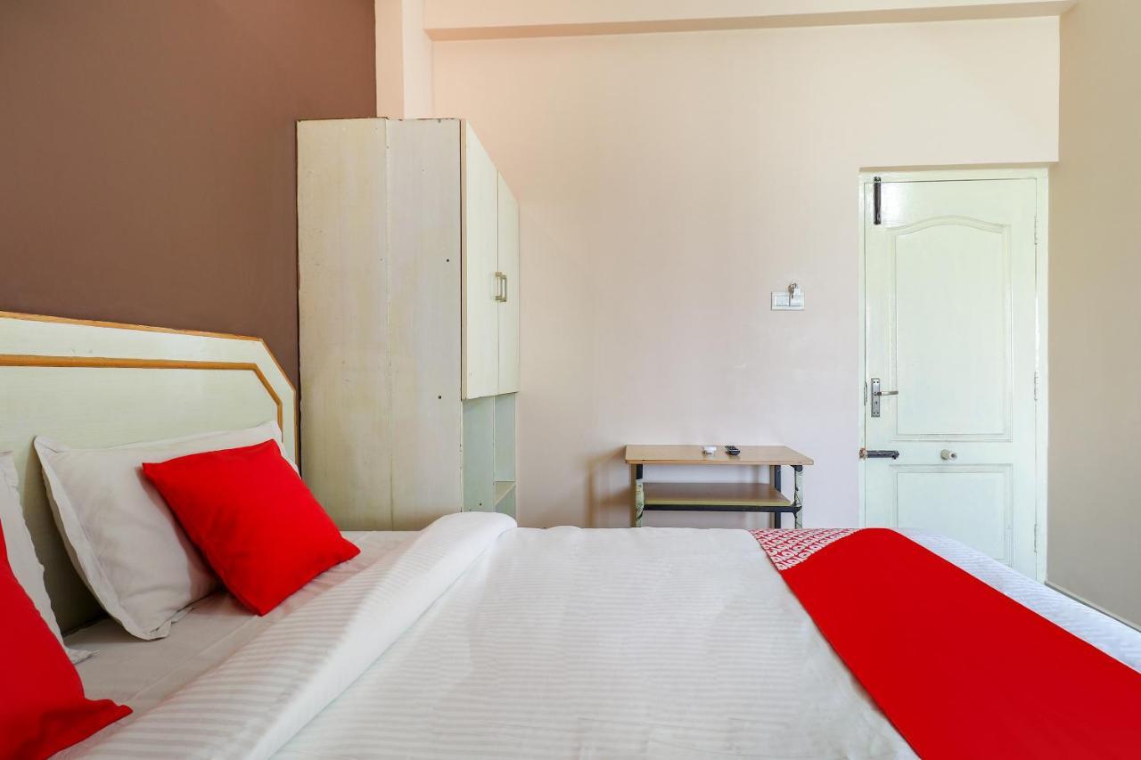 OYO 70557 Royal Pride Otel Tallākulam Dış mekan fotoğraf